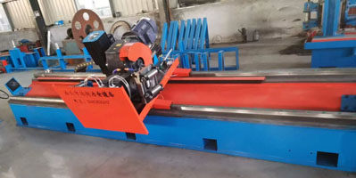 The main components of a cold saw cutting machine